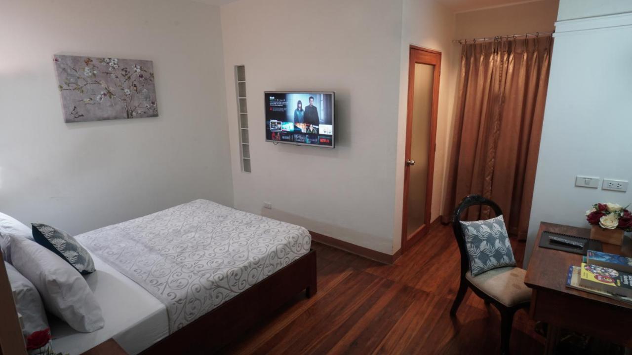 1775 Adriatico Suites Manila Exterior foto